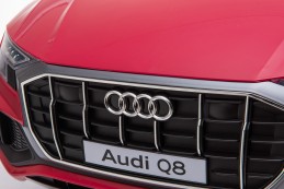 Dětské elektrické auto Audi Q8 červená