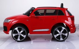 Dětské elektrické auto Audi Q7 červená/red