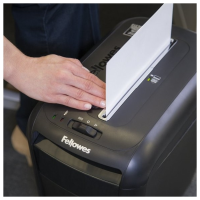 Skartovač Fellowes 60 Cs křížový řez GDPR P-4